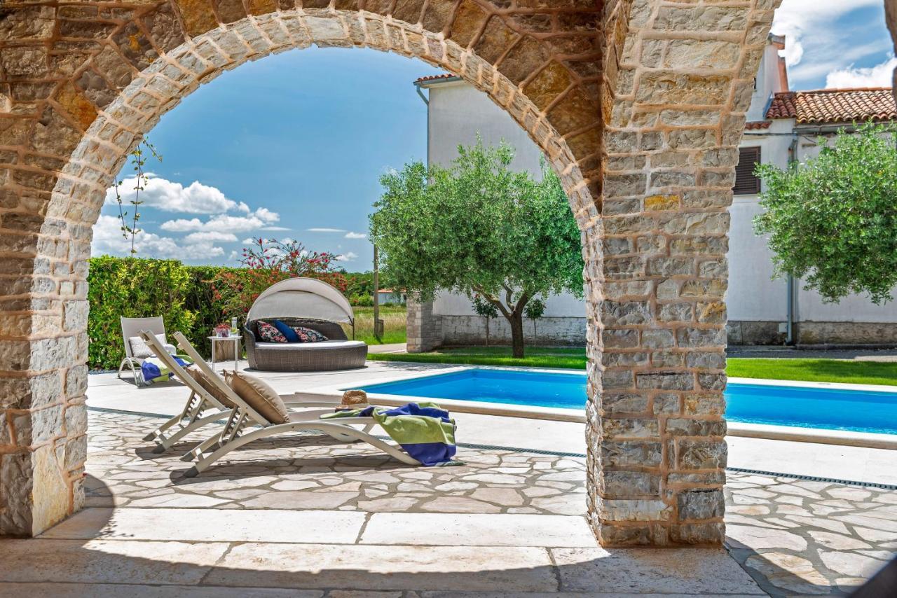 Istranka In Frkeci Villa Barban Exterior photo