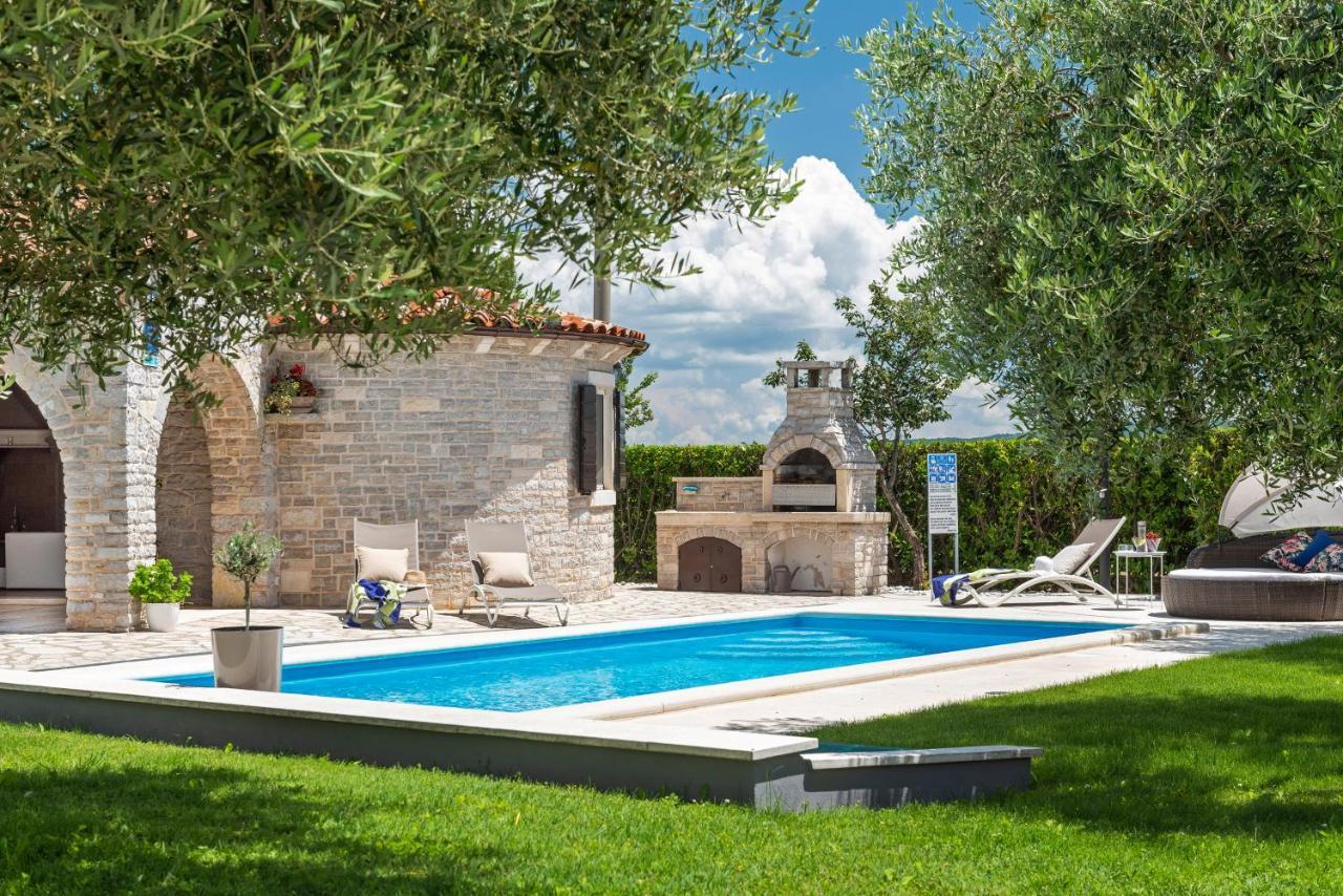 Istranka In Frkeci Villa Barban Exterior photo
